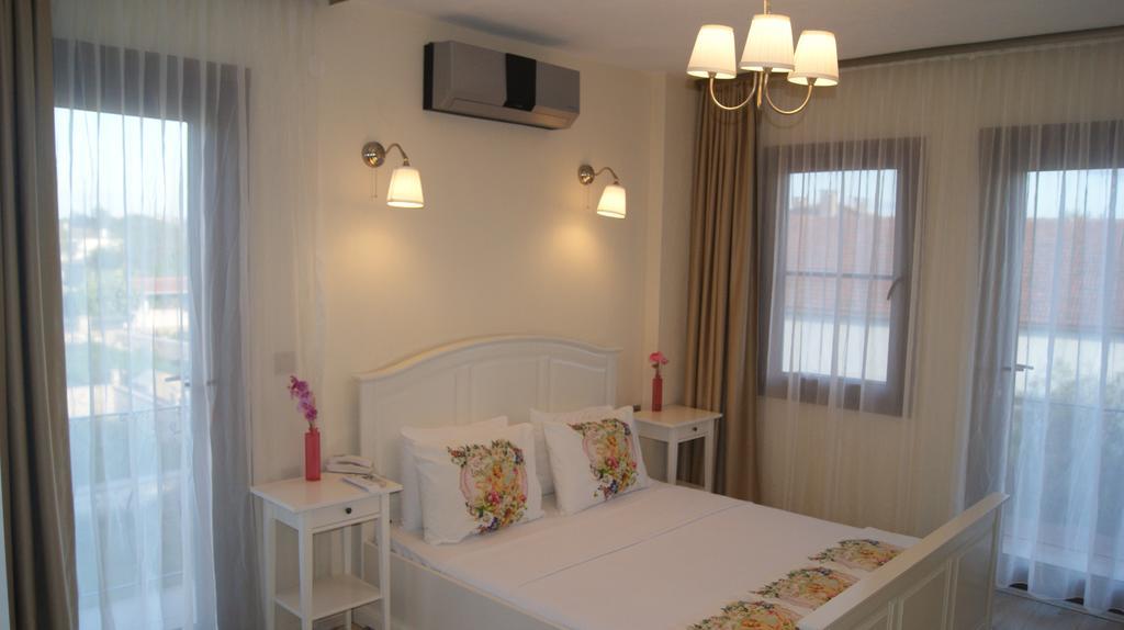 Ender Hotel (Adults Only) Ayvalı Buitenkant foto