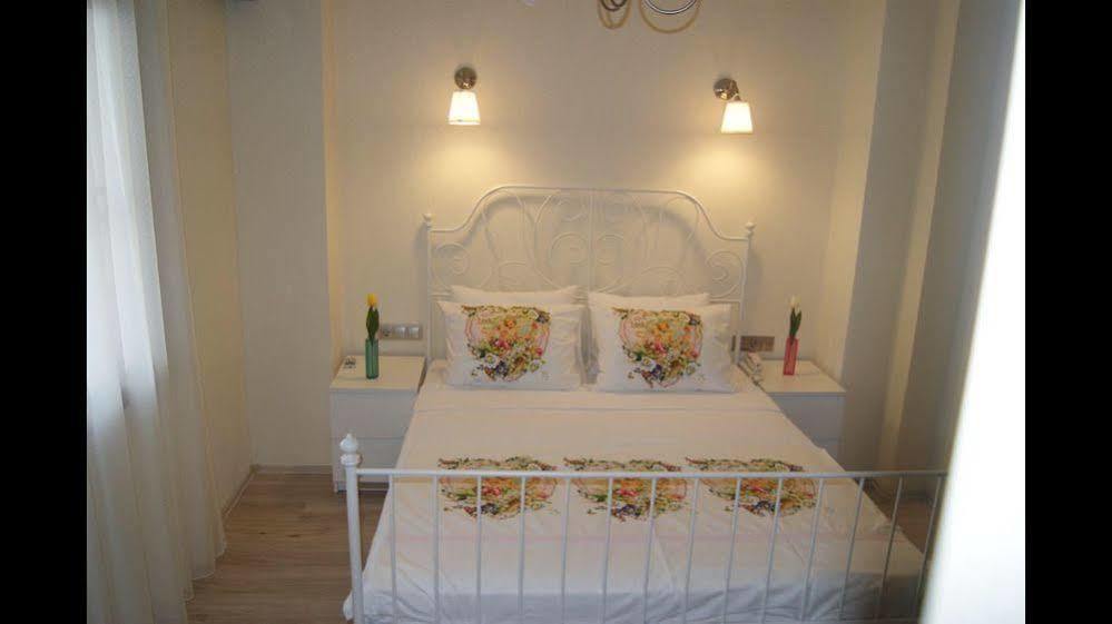 Ender Hotel (Adults Only) Ayvalı Buitenkant foto
