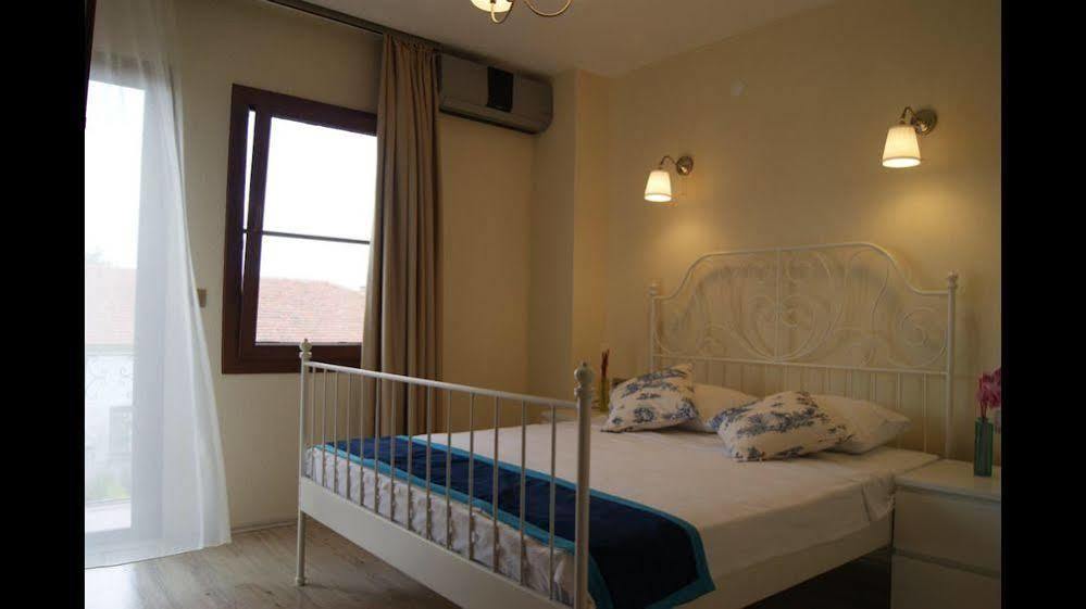 Ender Hotel (Adults Only) Ayvalı Buitenkant foto